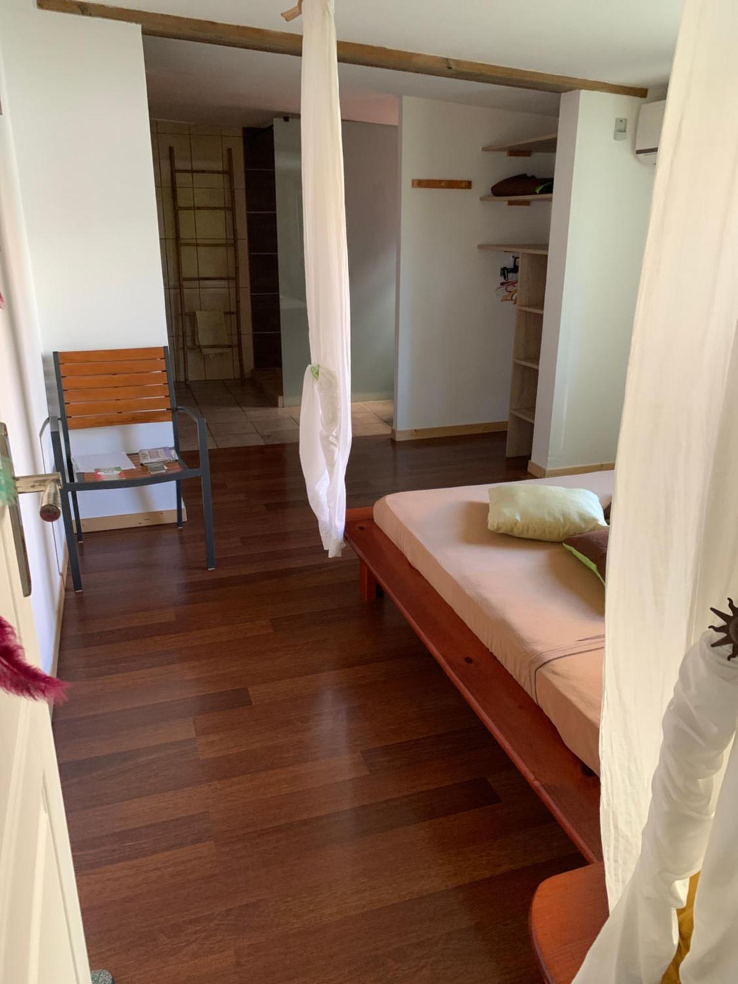 Suite Parentale Saint Pierre Esterno foto